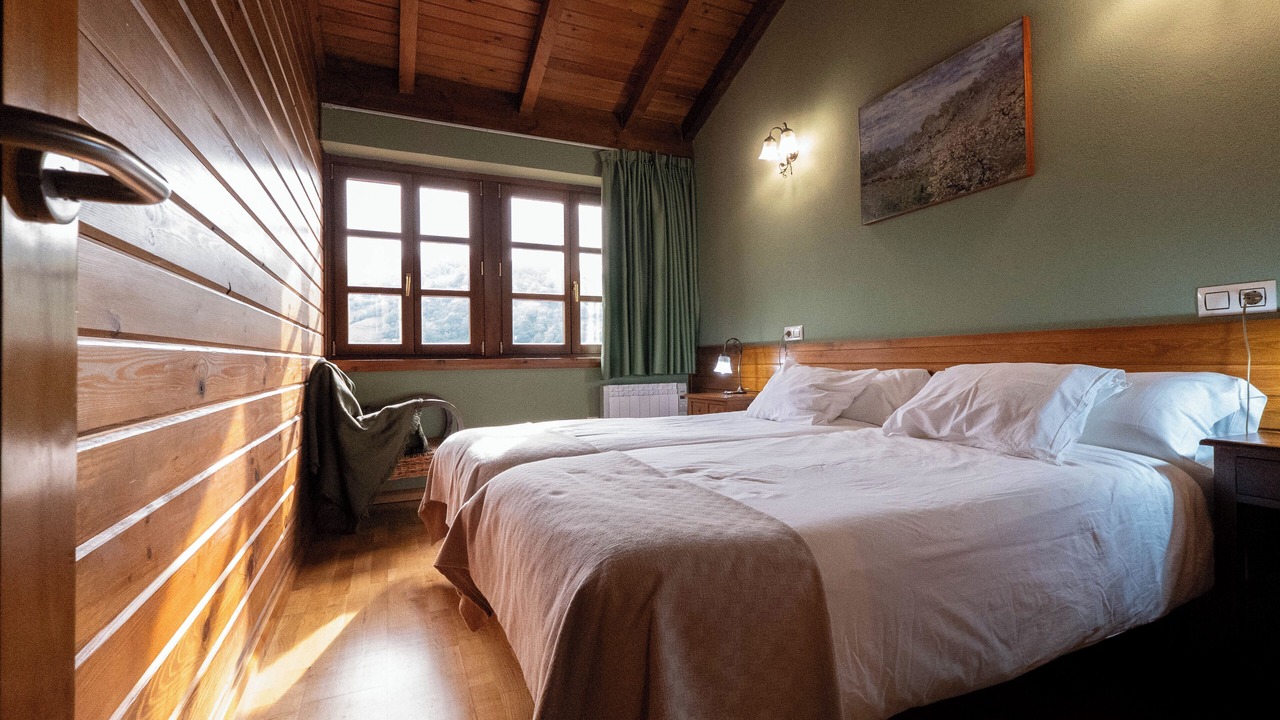 Photo of Bedroom in Pola de Lena