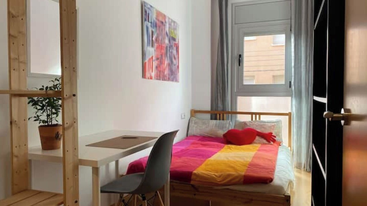 Photo of Bedroom in Terrassa