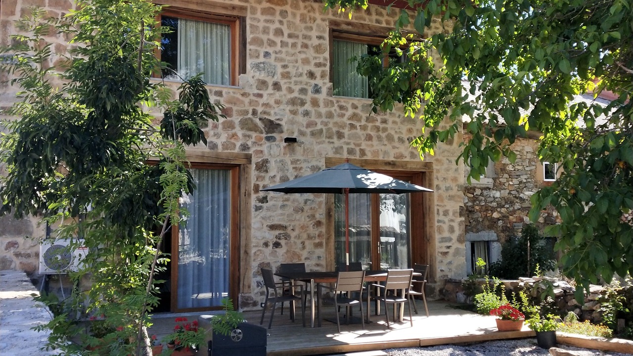 Photo of Outdoor in Besande