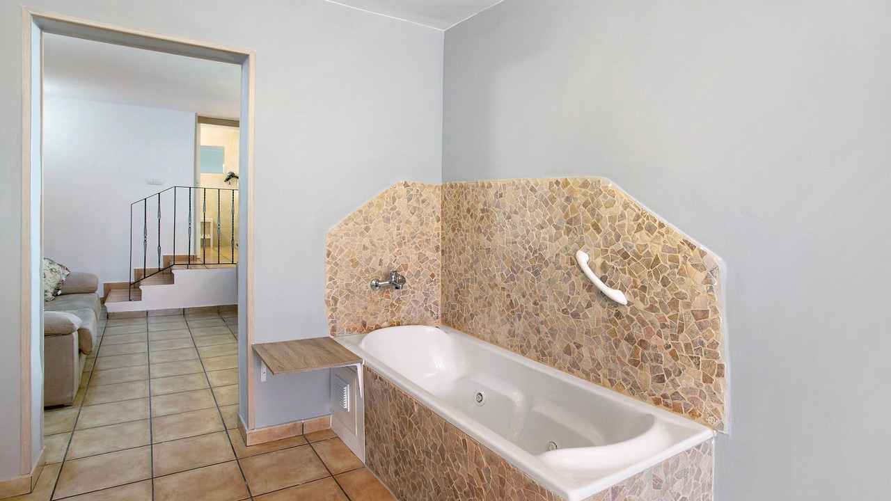 Photo of Bathroom in Moya