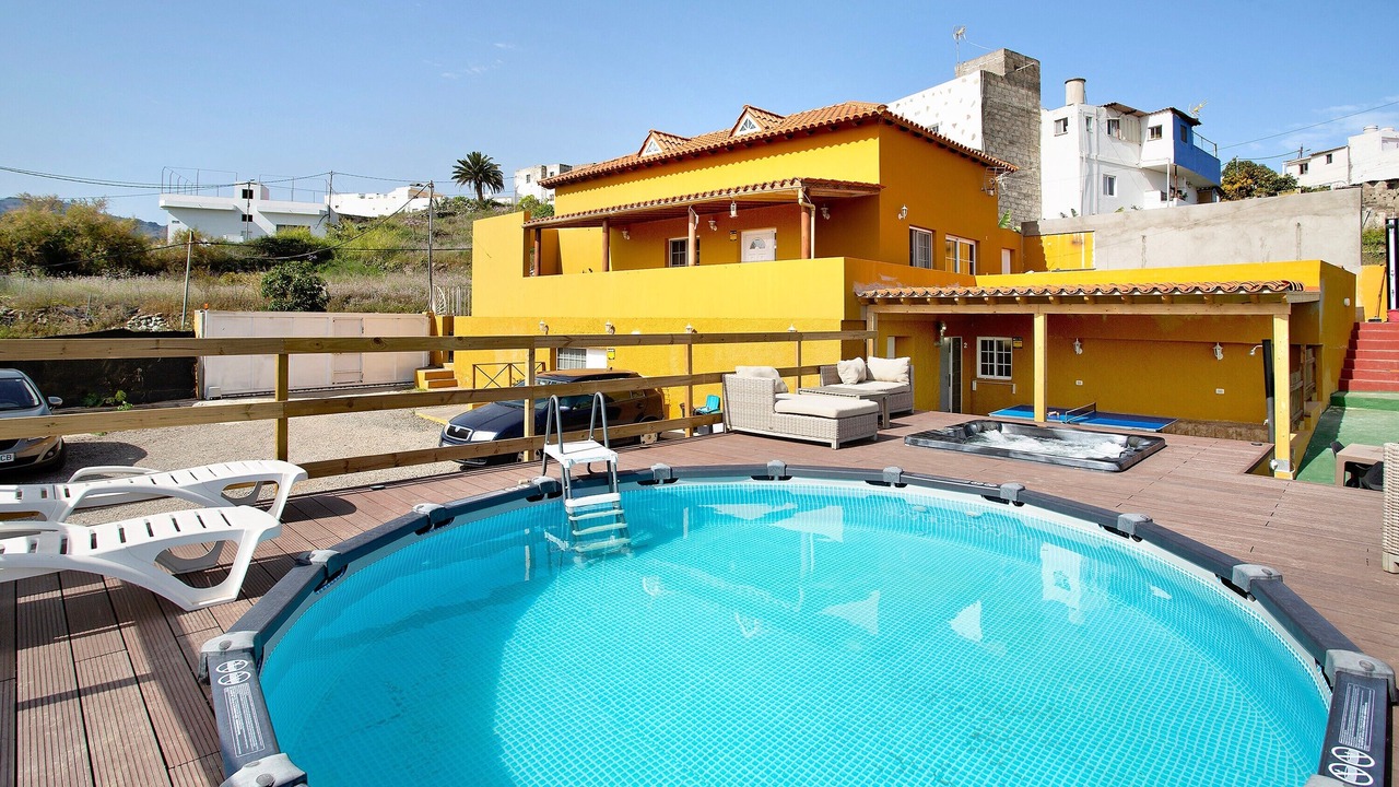 Photo of Outdoor in Moya