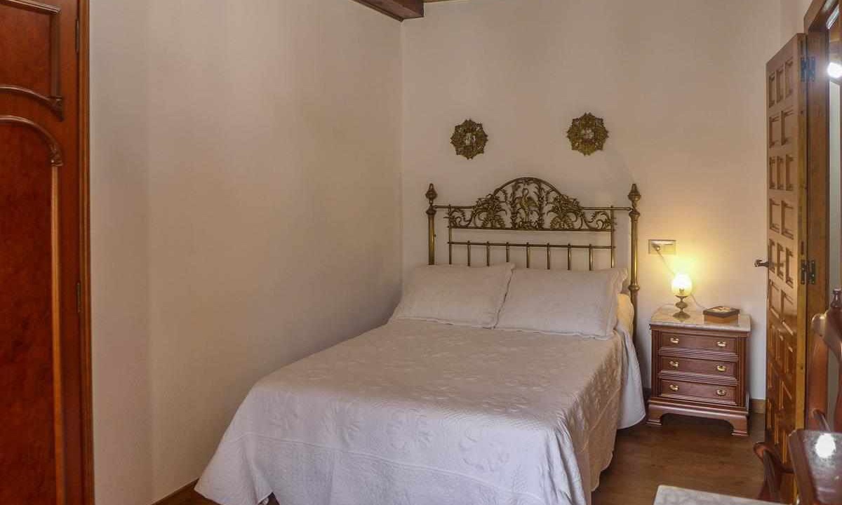 Photo of Bedroom in Abandames
