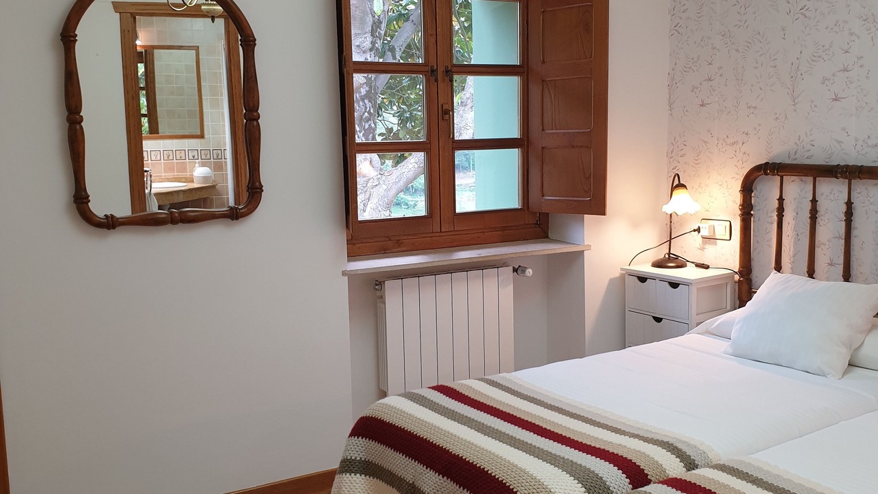 Photo of Bedroom in Limes