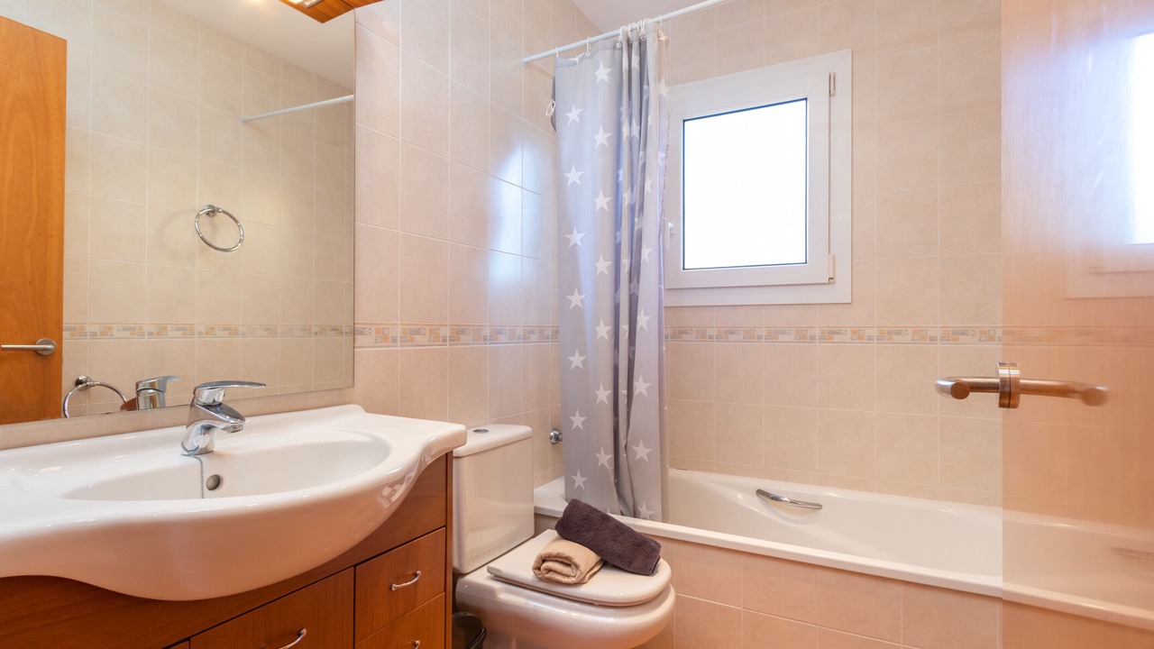 Photo of Bathroom in Calonge