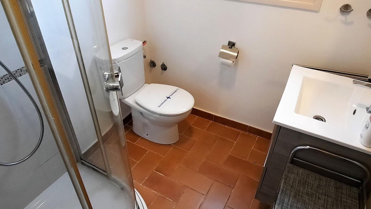 Photo of Bathroom in Colera