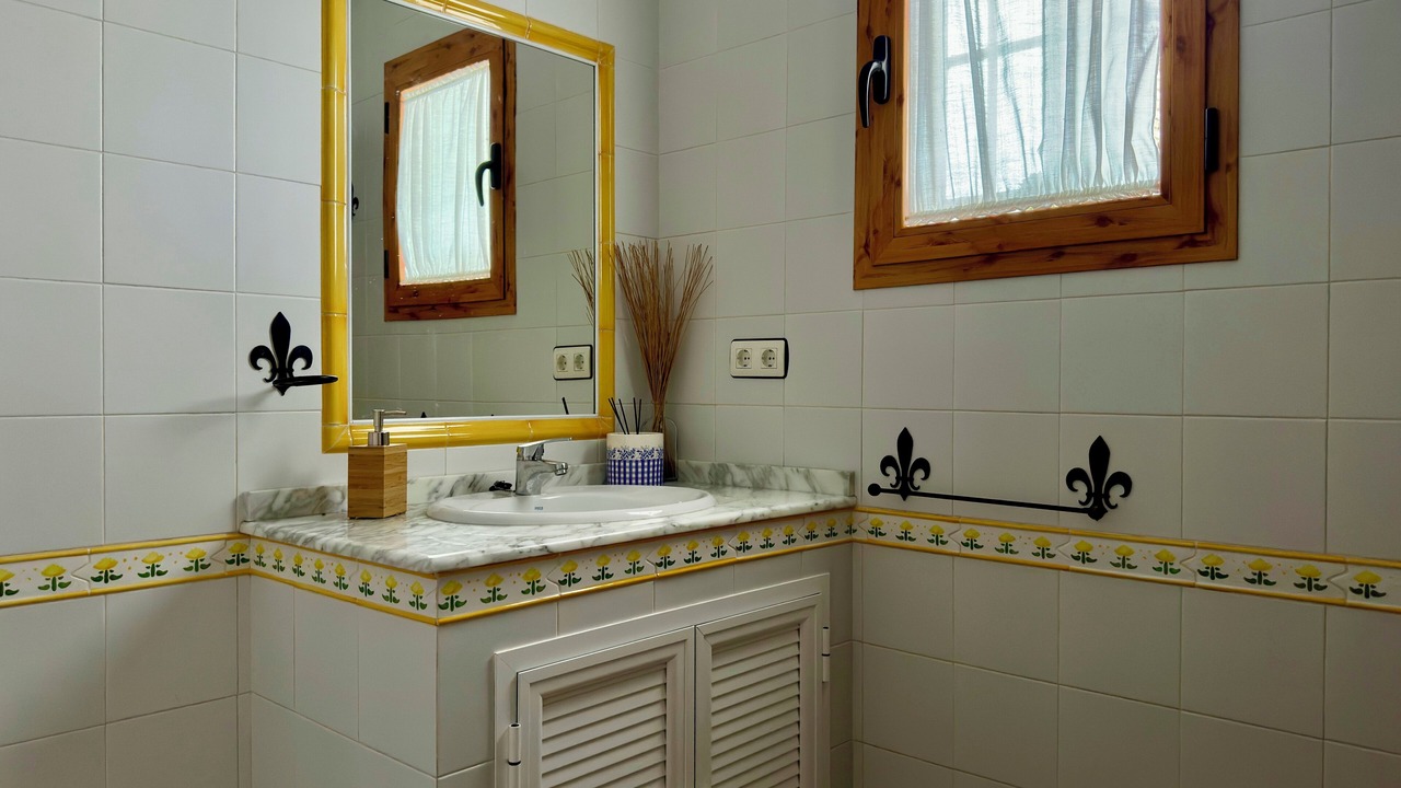Photo of Bathroom in Baena