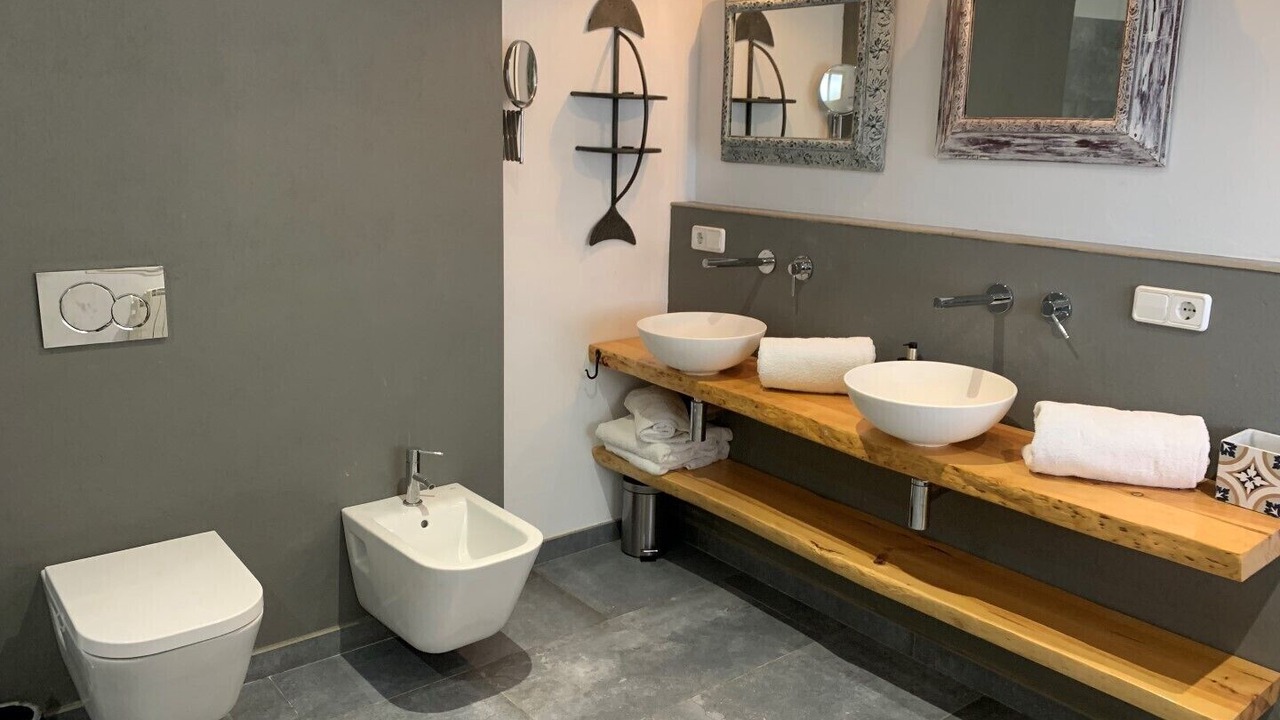 Photo of Bathroom in El Mas Isaac