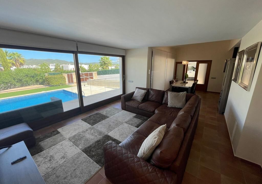 Photo of Livingroom in San Antonio Bay