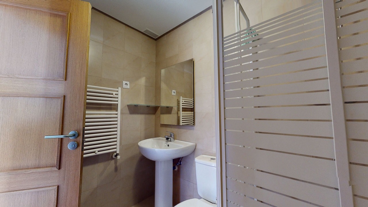 Photo of Bathroom in Roldan