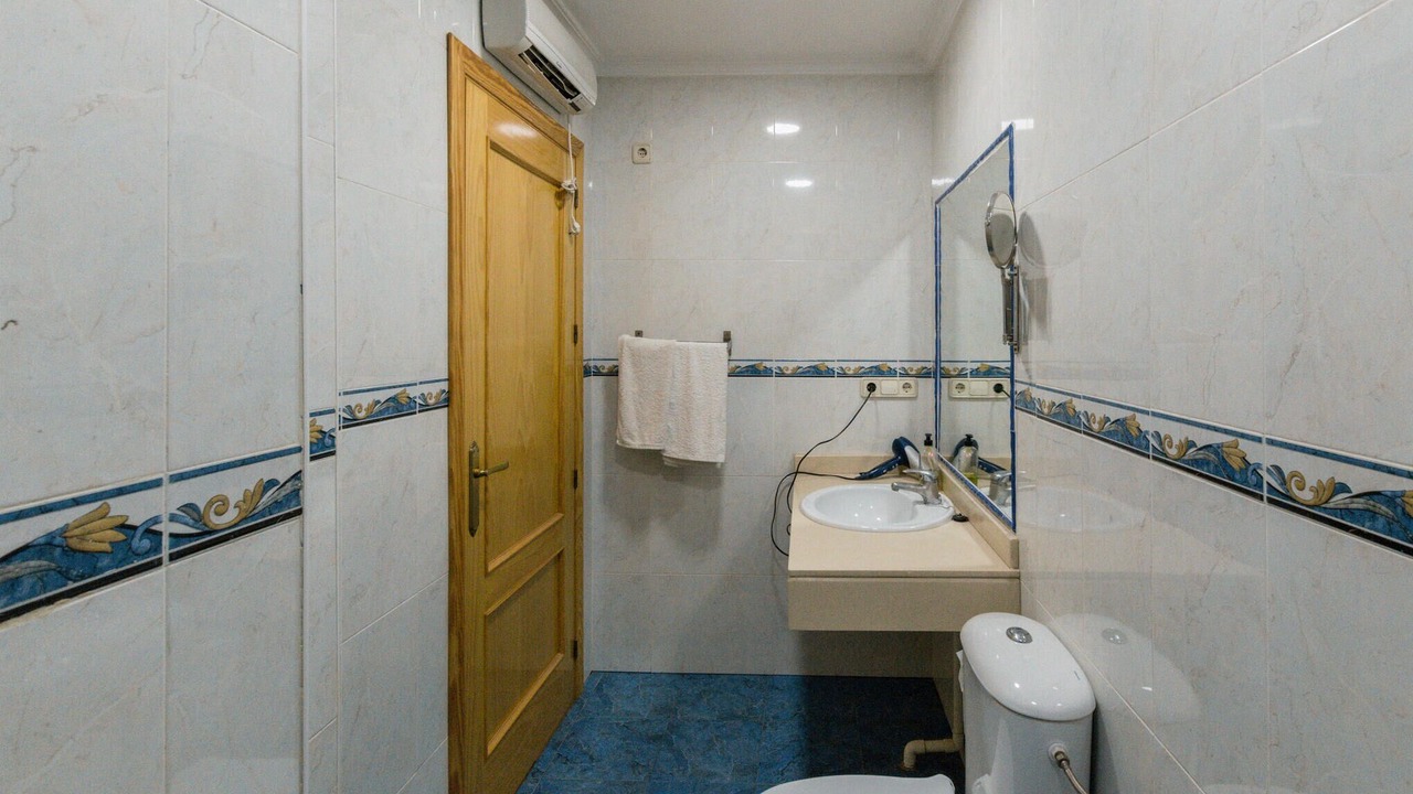 Photo of Bathroom in Puente De Genave