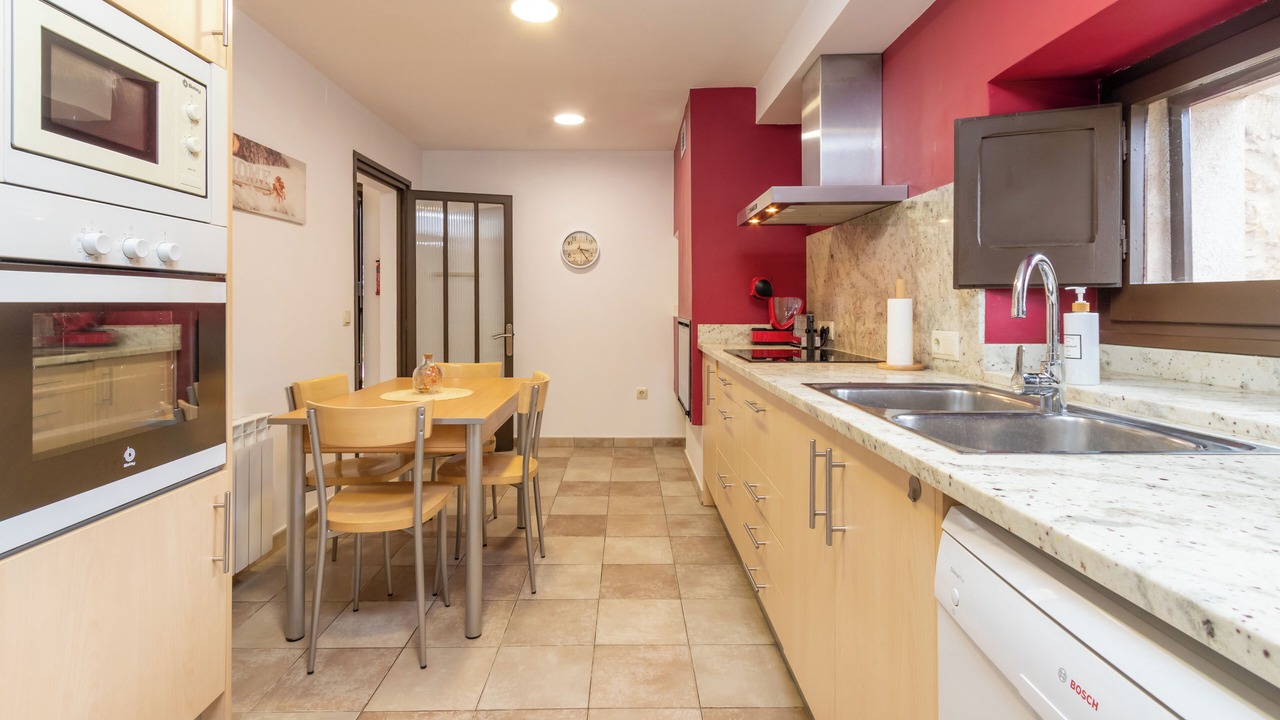 Photo of Kitchen in Sant Jordi Desvalls