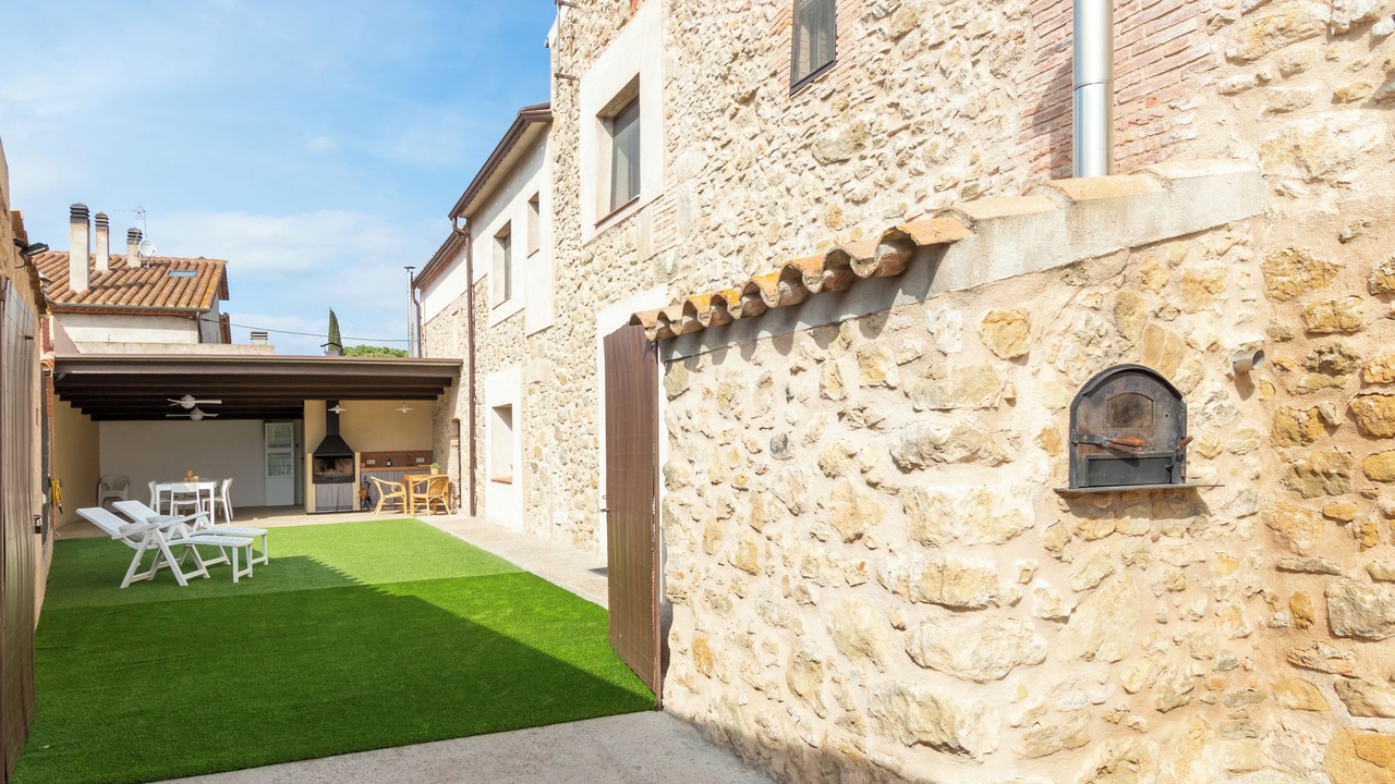 Photo of Outdoor in Sant Jordi Desvalls