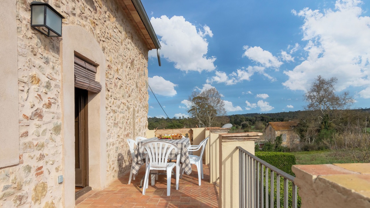 Photo of Outdoor in Sant Jordi Desvalls