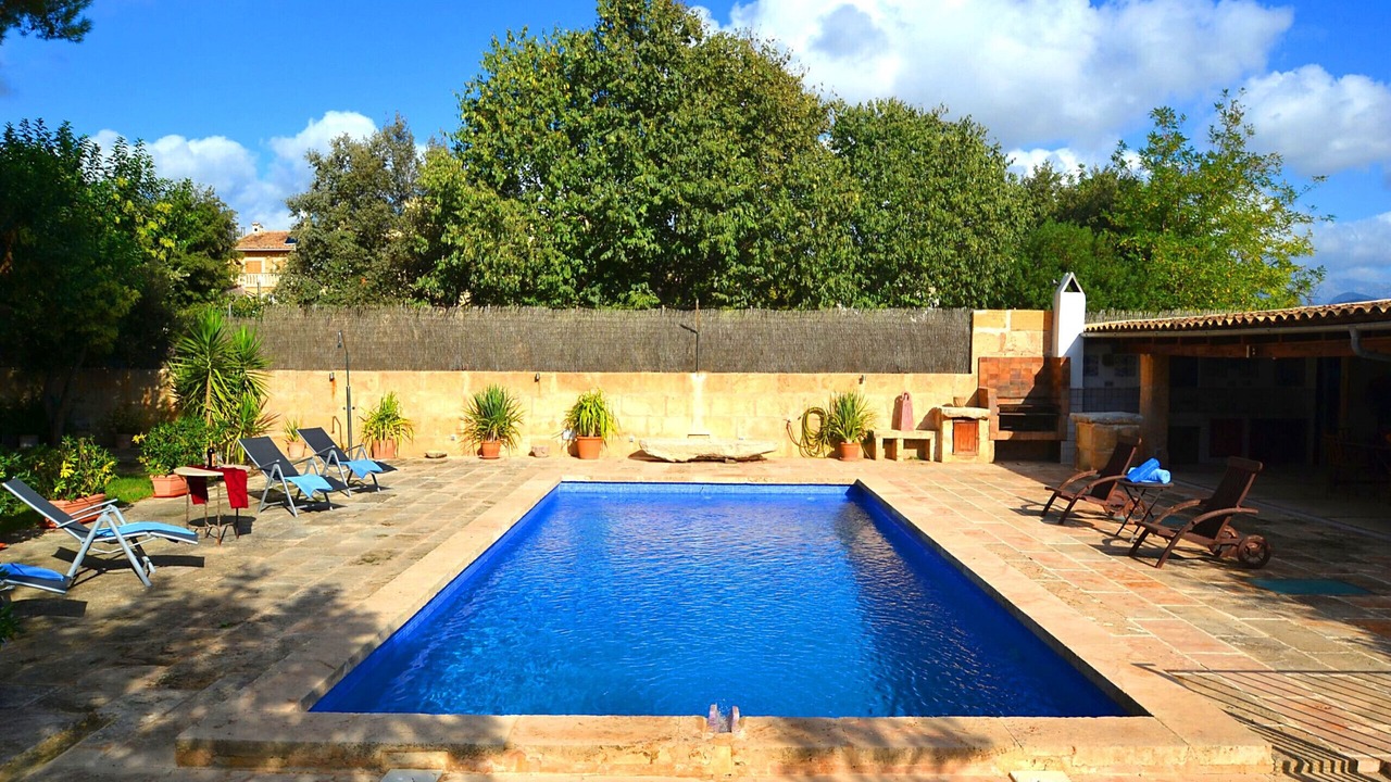 Photo of Outdoor in Consell