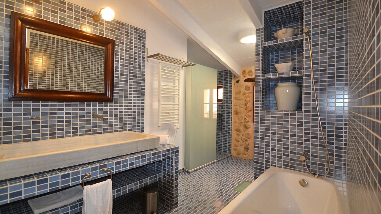 Photo of Bathroom in Consell