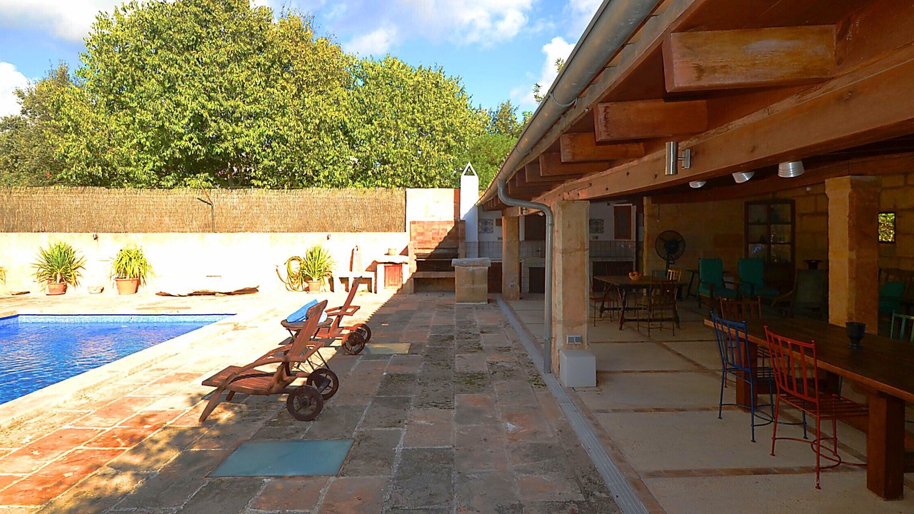 Photo of Outdoor in Consell