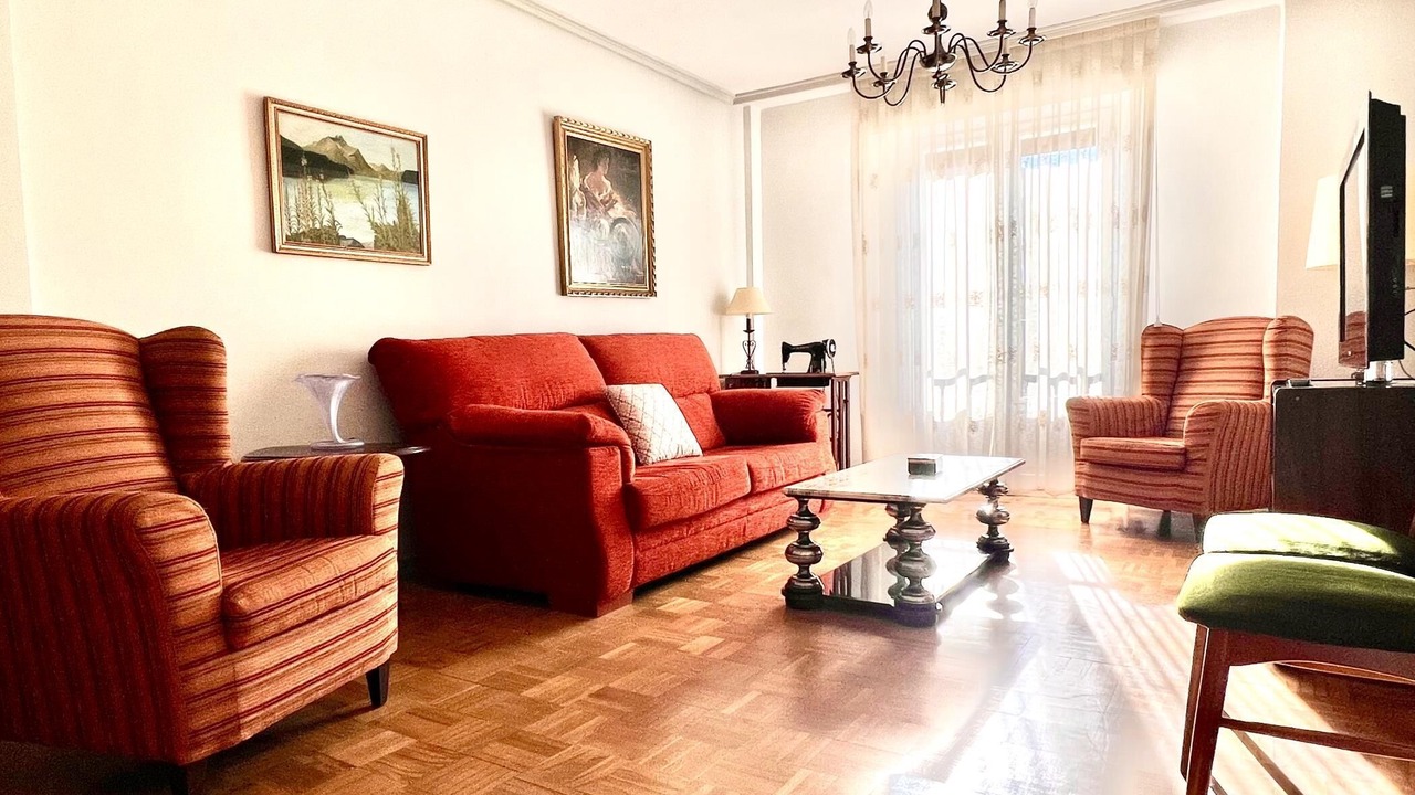 Photo of Livingroom in Old Town