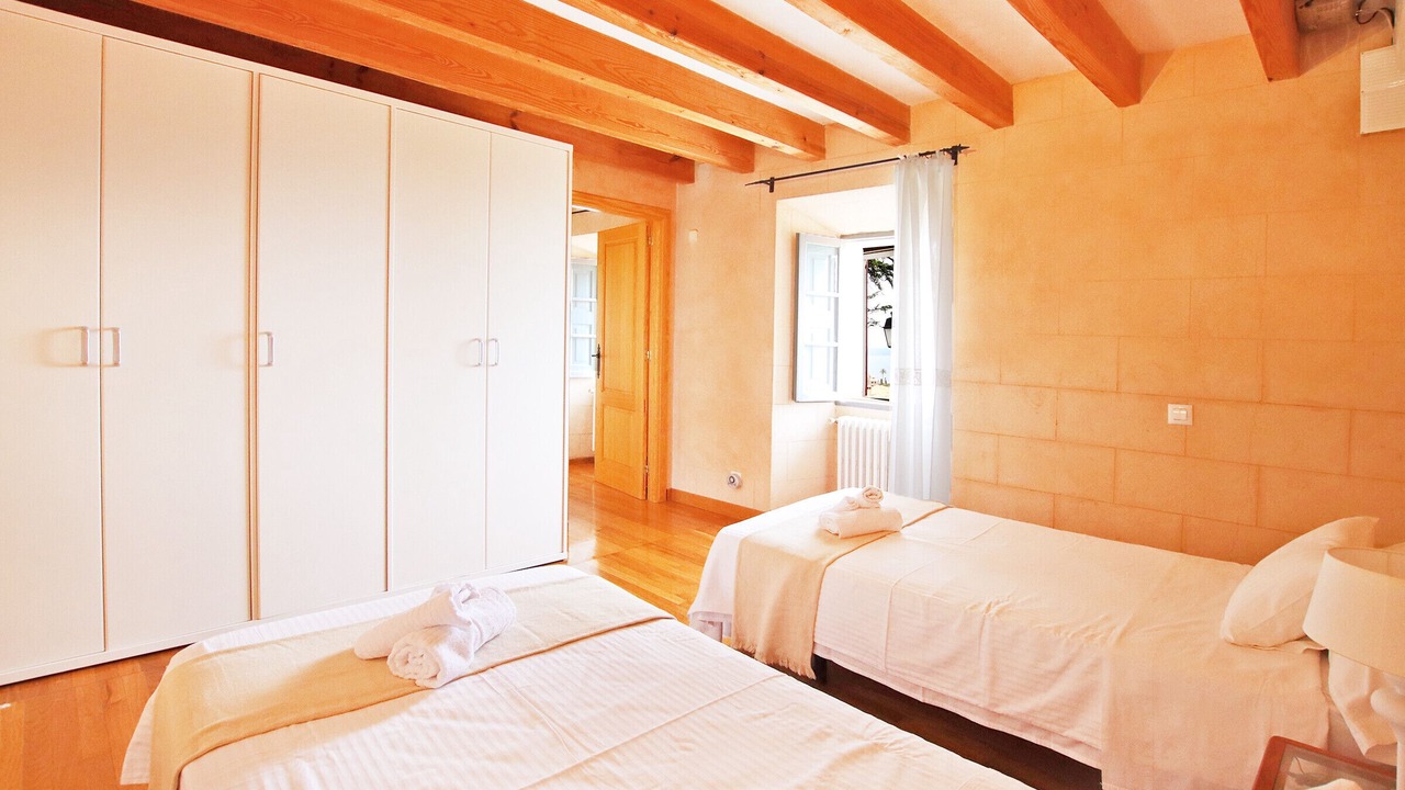 Photo of Bedroom in Banyalbufar
