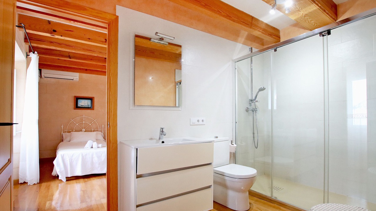 Photo of Bathroom in Banyalbufar