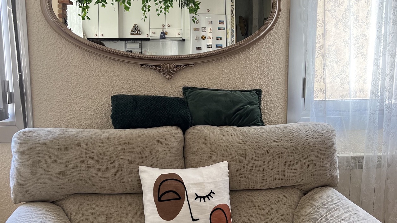 Photo of Livingroom in Logrono Historic Centre