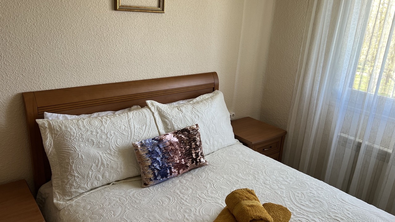 Photo of Bedroom in Logrono Historic Centre