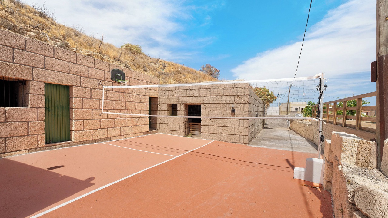 Photo of Outdoor in Fasnia