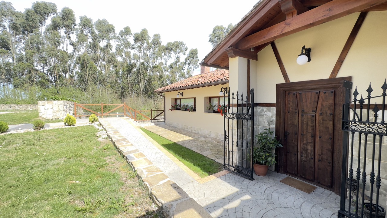 Photo of Outdoor in Caviedes