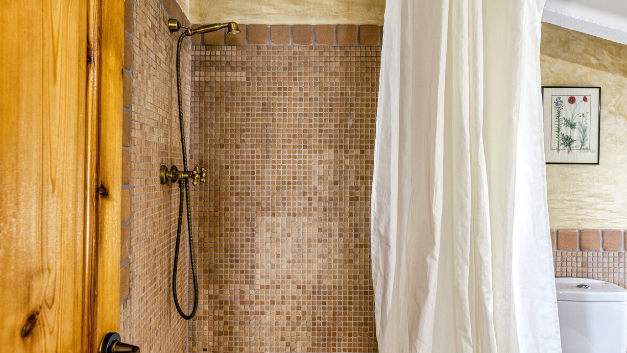 Photo of Bathroom in Orriols