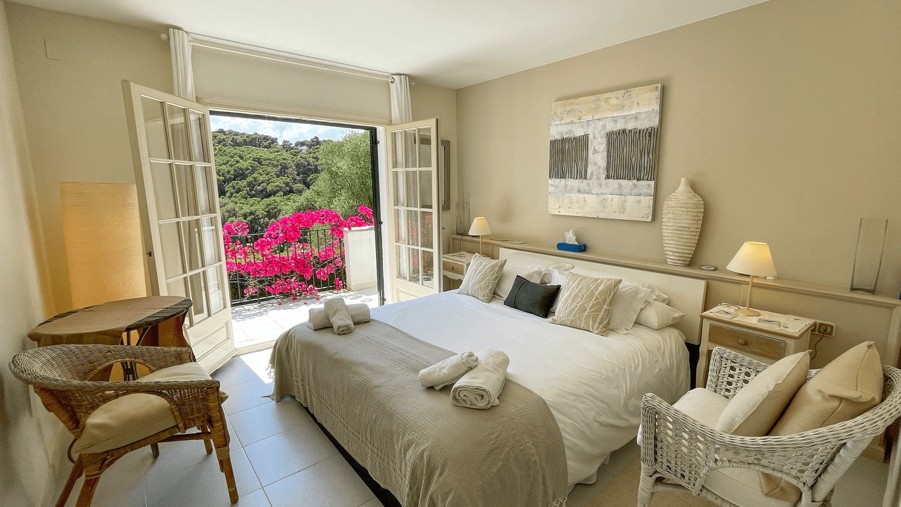 Photo of Bedroom in Tamariu