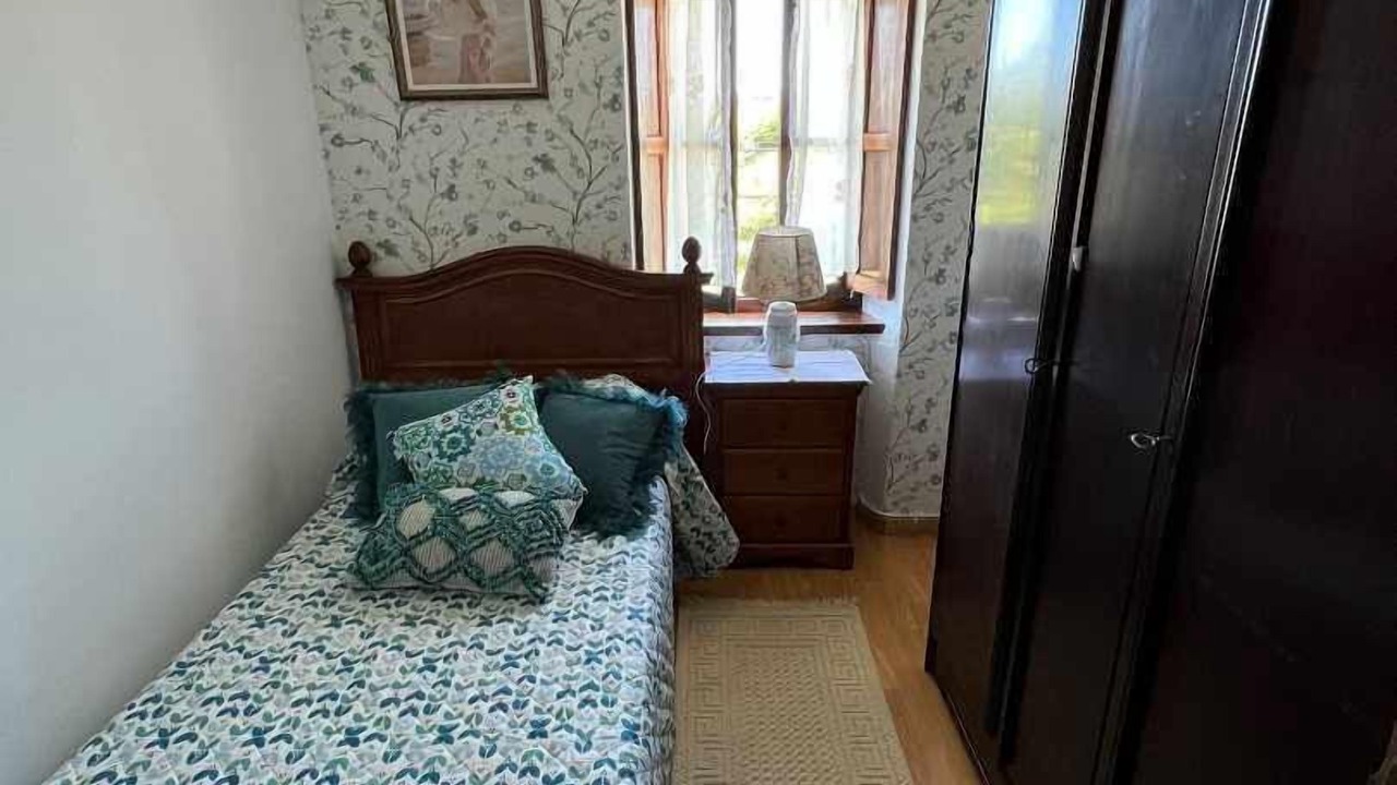 Photo of Bedroom in Noriega