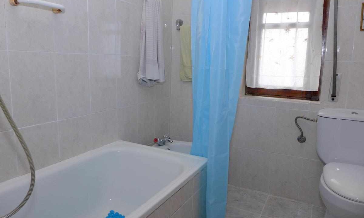 Photo of Bathroom in Noriega