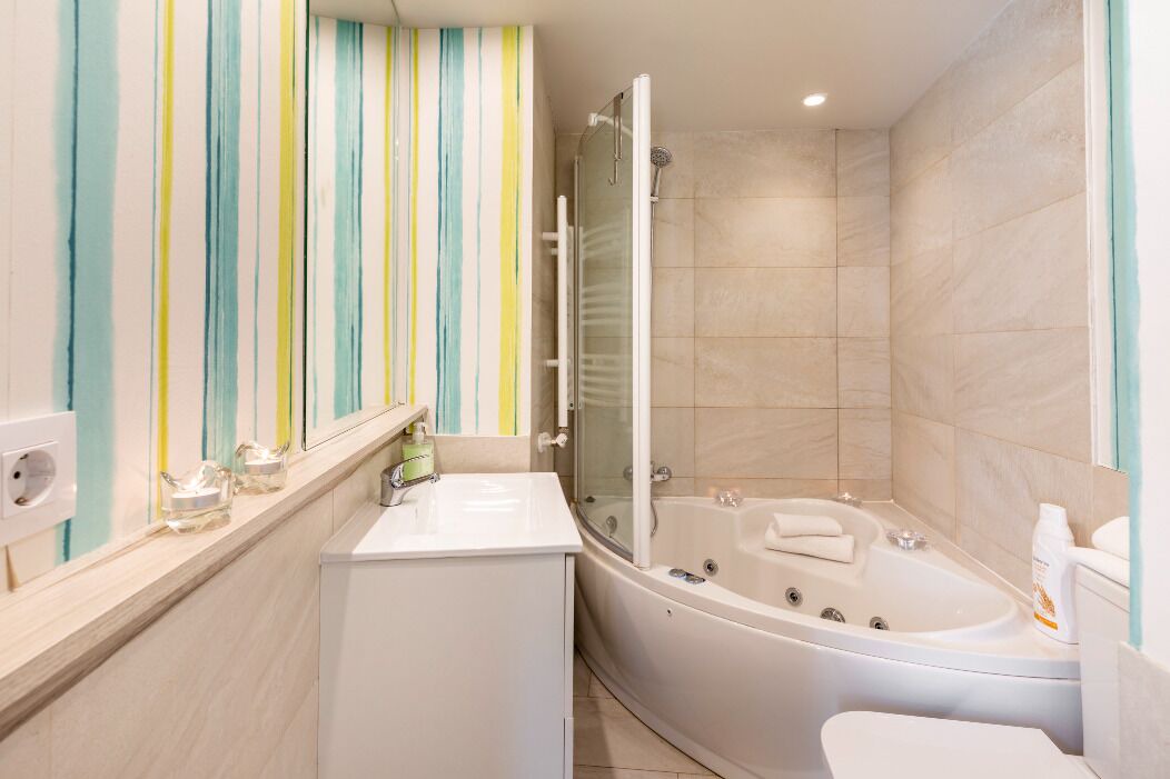 Photo of Bathroom in Adahuesca