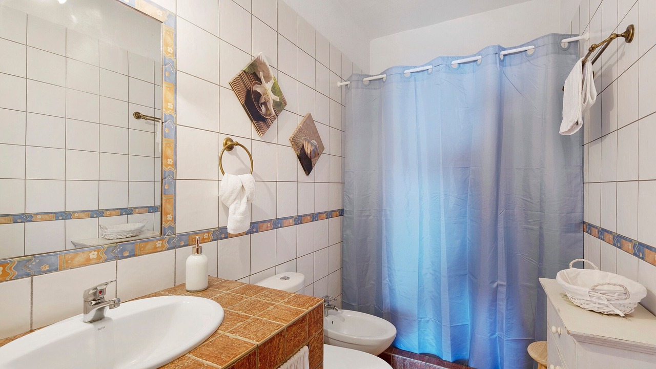 Photo of Bathroom in Fuencaliente de la Palma