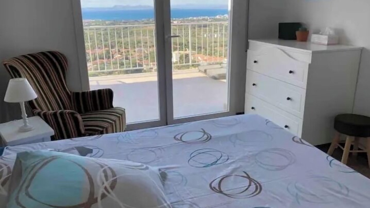Photo of Bedroom in Roses