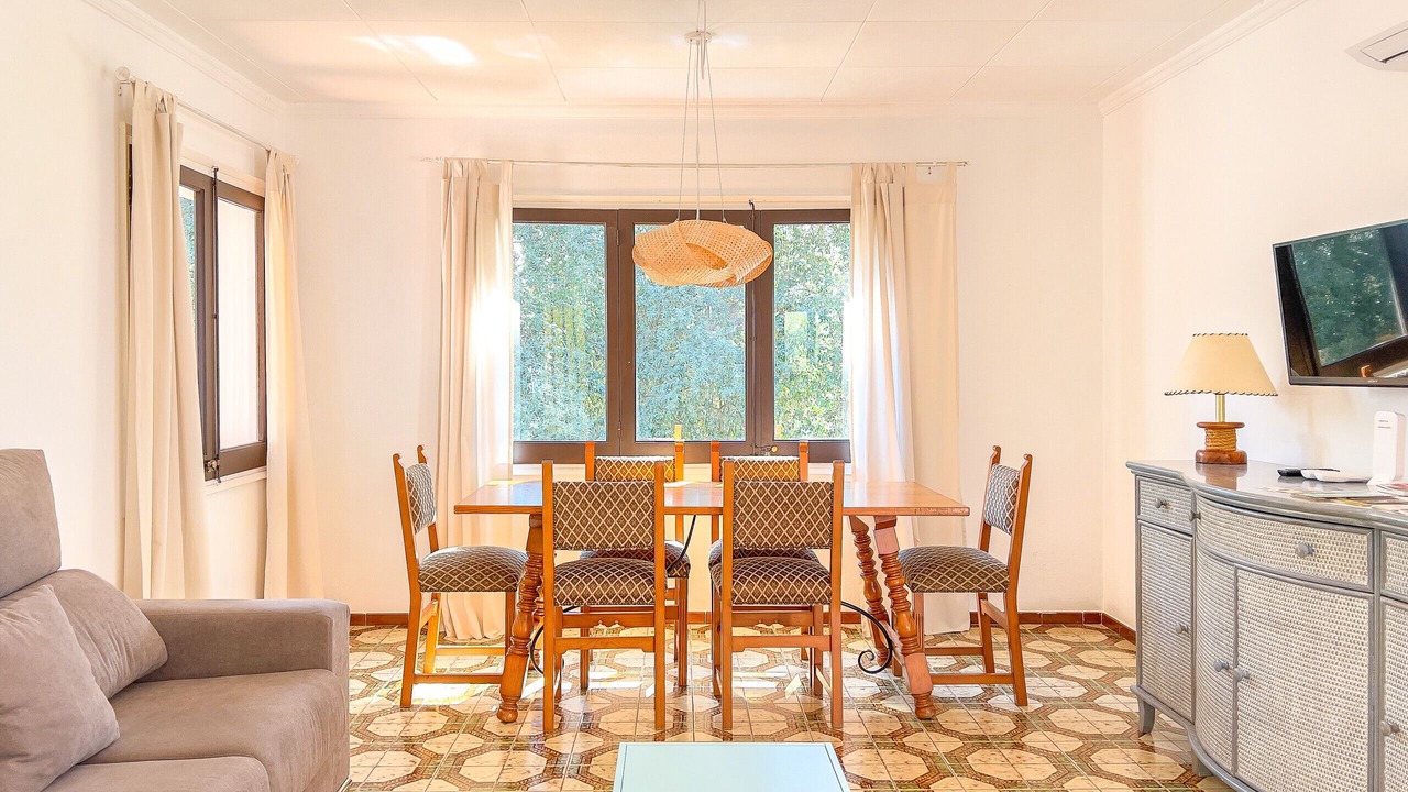 Photo of Livingroom in Riudellots de la Creu