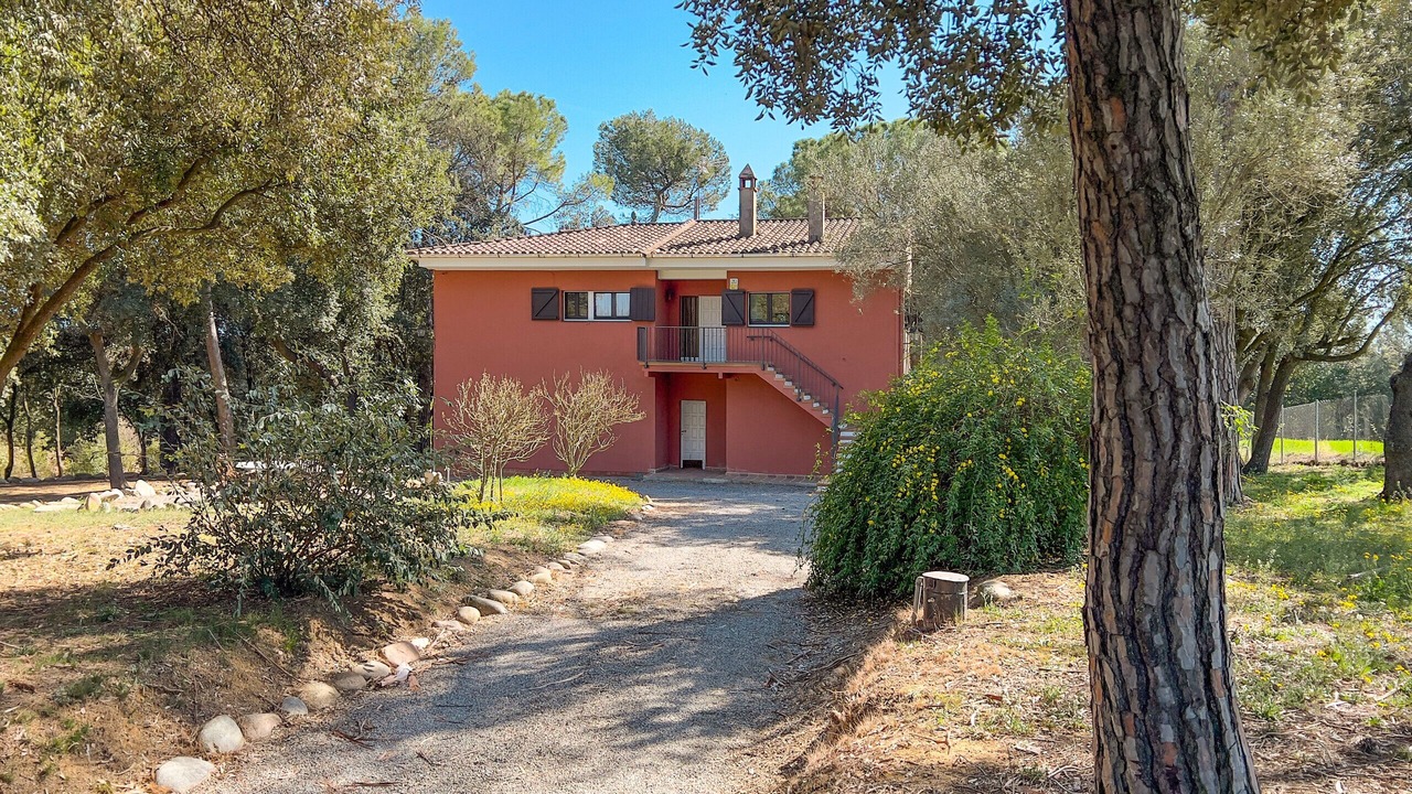 Photo of Outdoor in Riudellots de la Creu