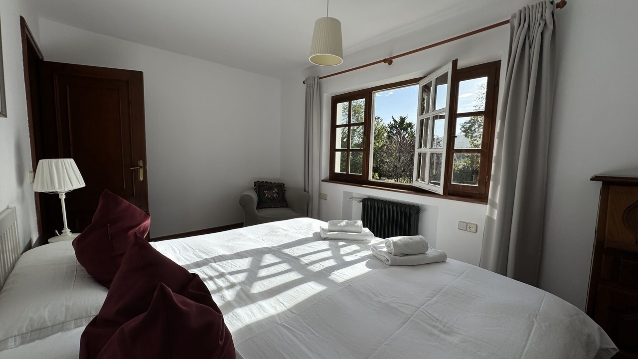 Photo of Bedroom in Andrin