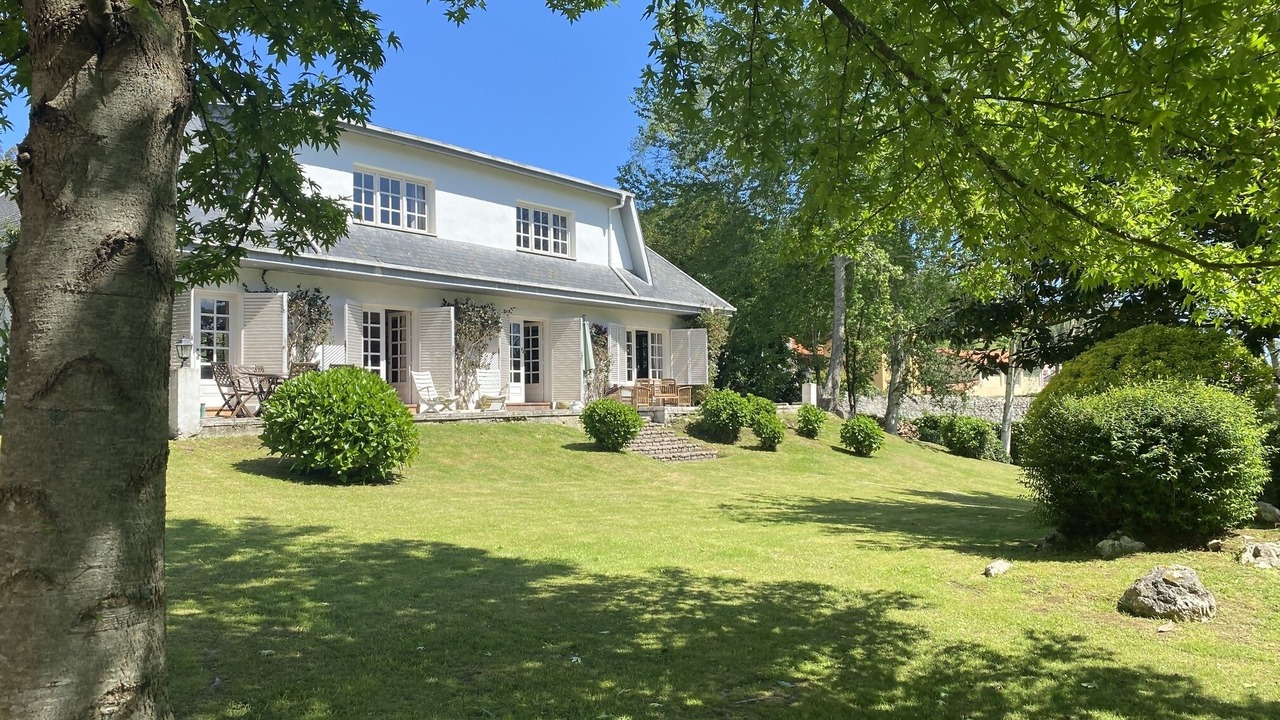 Photo of Outdoor in Andrin