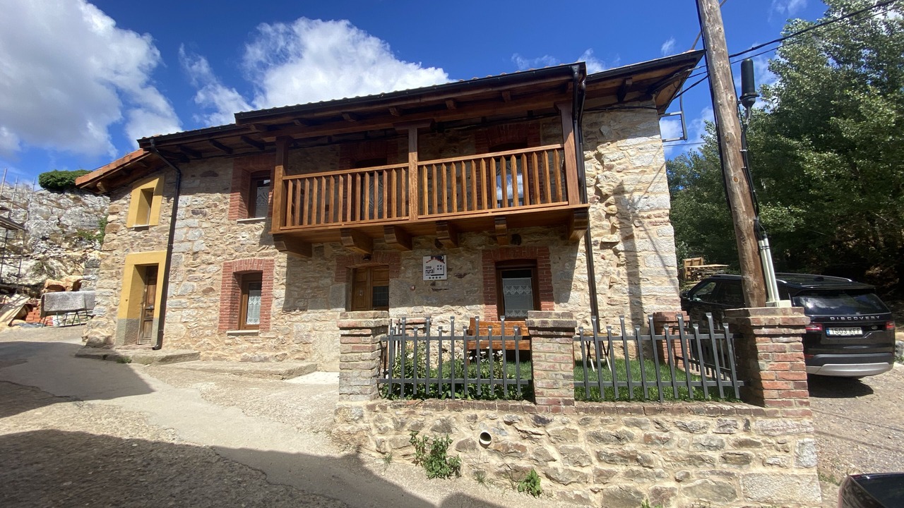 Photo of Outdoor in Cremenes