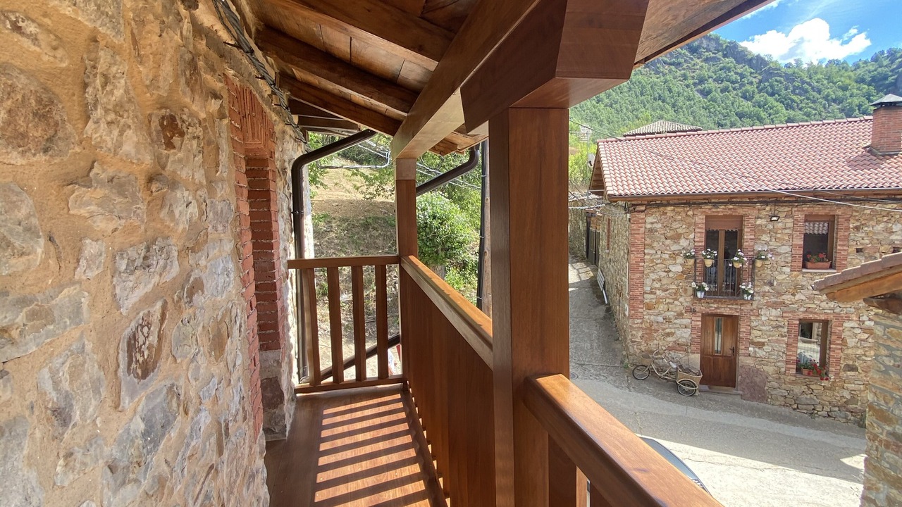 Photo of Outdoor in Cremenes