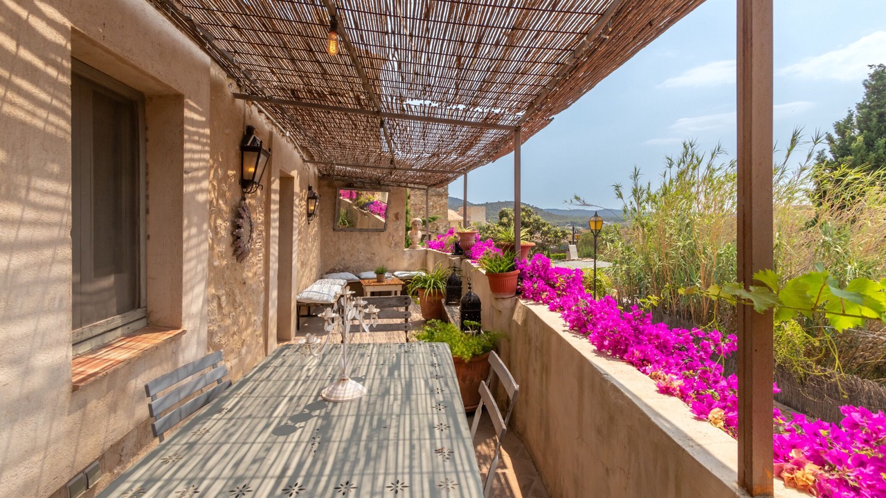 Photo of Outdoor in Pals