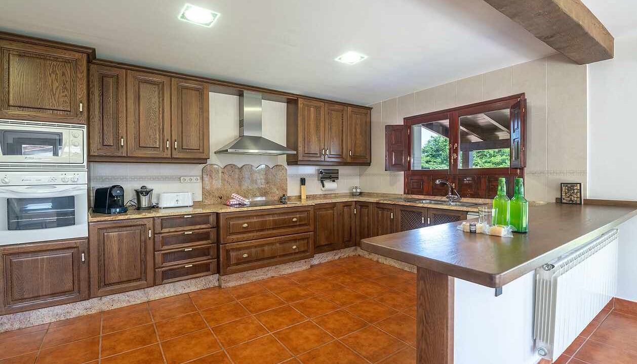 Photo of Kitchen in Llanes