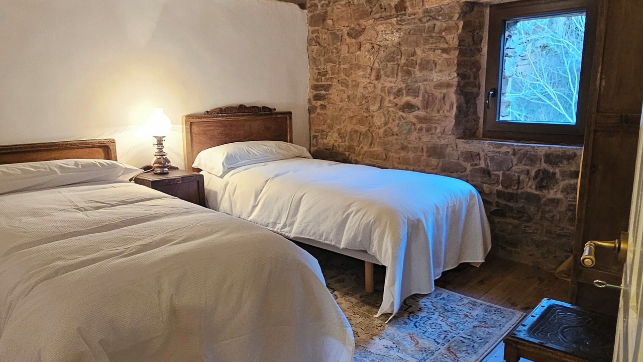 Photo of Bedroom in Villavelayo