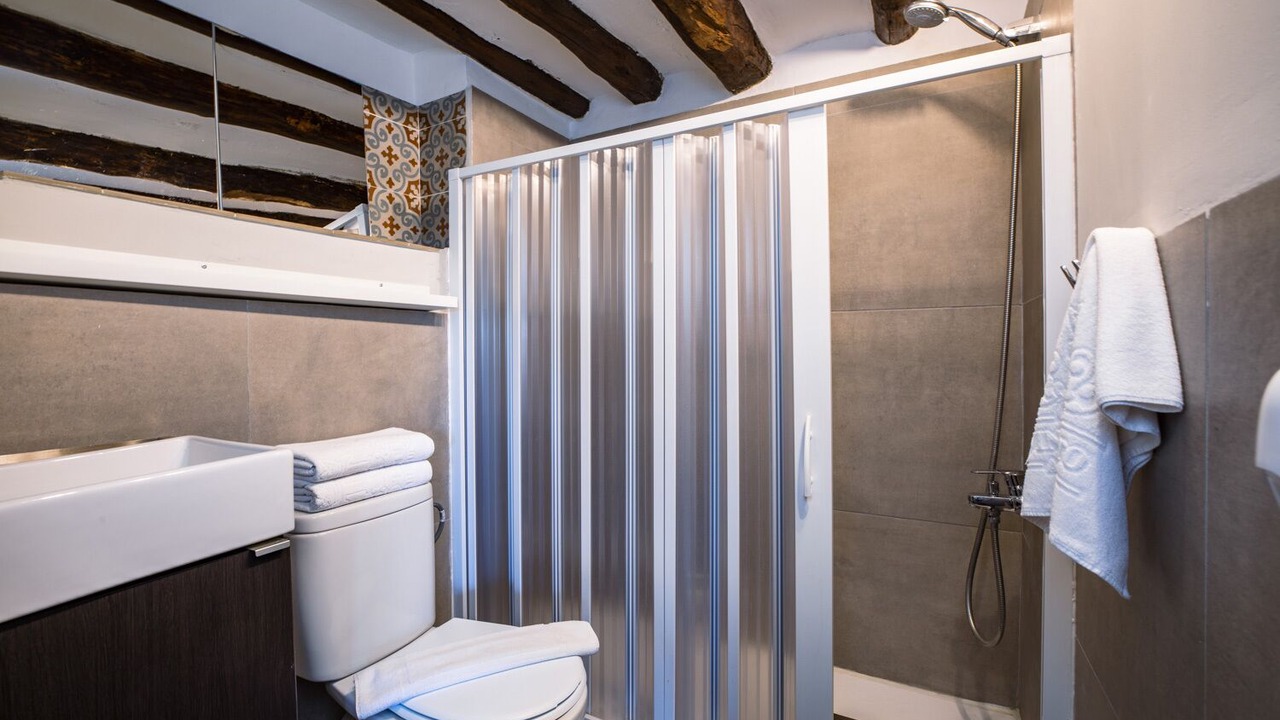 Photo of Bathroom in Adahuesca
