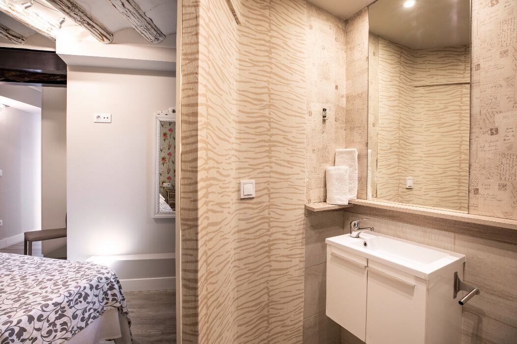 Photo of Bathroom in Adahuesca