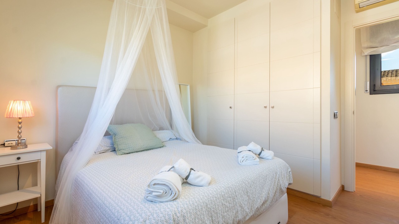 Photo of Bedroom in Mont-Ras