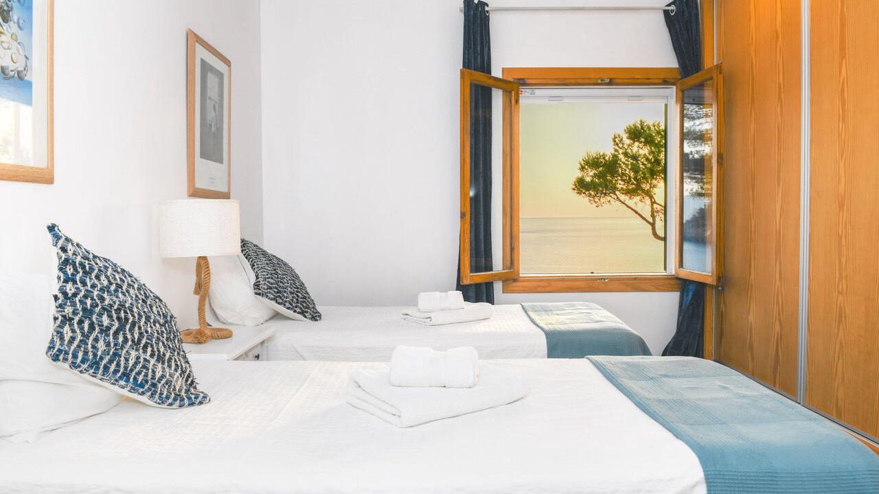 Photo of Bedroom in Banyalbufar