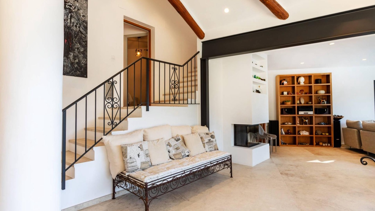 Photo of Livingroom in Tamariu