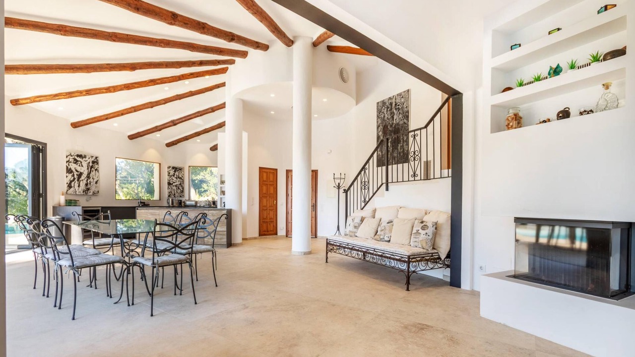 Photo of Livingroom in Tamariu