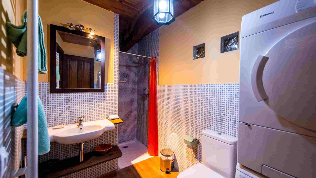 Photo of Bathroom in Truchas